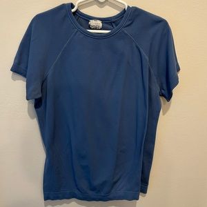 Athleta Girl Power up seamless top size Medium in blue